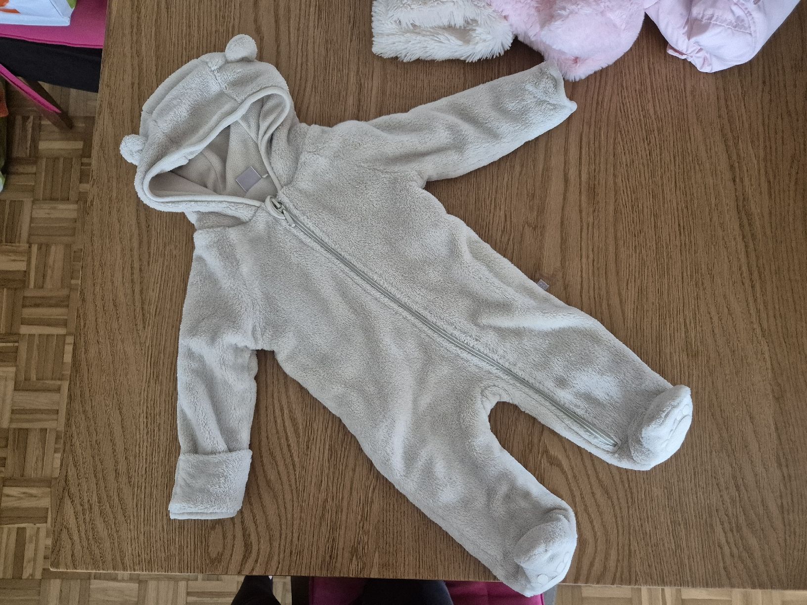 Lotti & Set di vestiti: Babykleider Grösse 68 Paket 1 – Usato da Goldach venduto da Mona.93 4