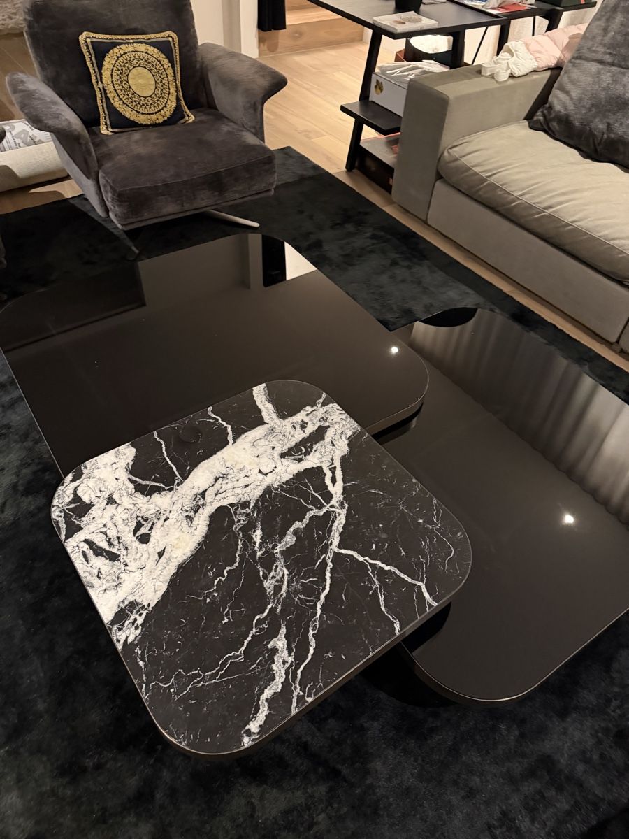 Classicon Tavoli: ClassiCon Bow Coffee Table – Usato da Zumikon venduto da patrick151 1