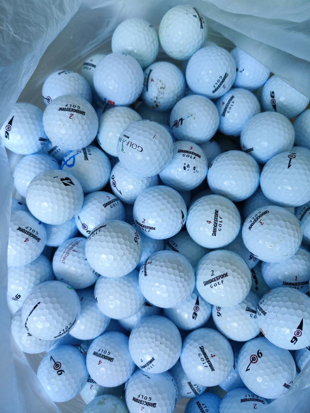 Palloni: 50 Bridgestone Golfbälle – Usato da Amriswil venduto da Gugguseli14