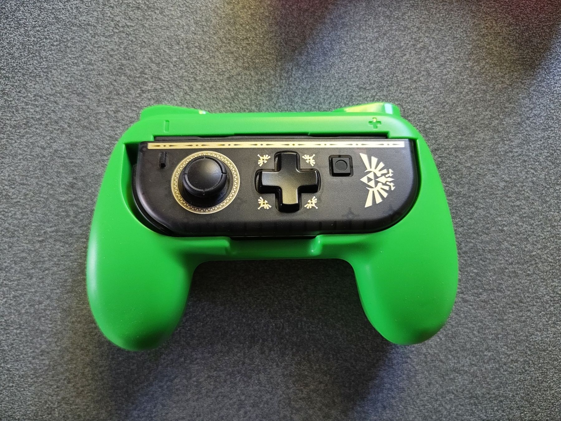 Manettes: Nintendo Switch Joy-Con Griffe – D'occasion à Seuzach par dan1991 1