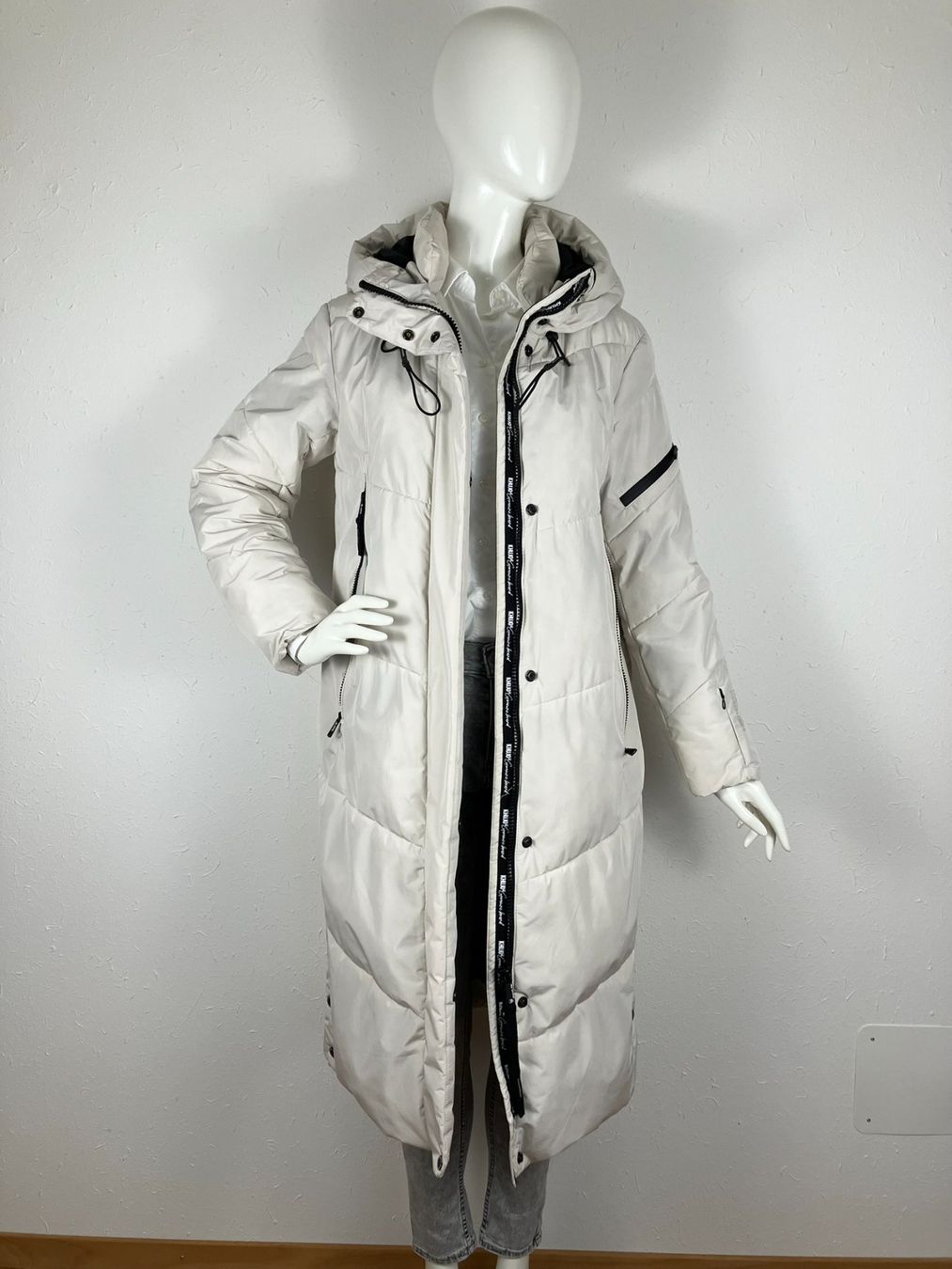 Khujo Cappotti: KHUJO Wintersteppmantel Gr.M – Usato da Laupen ZH venduto da kar_lfz6