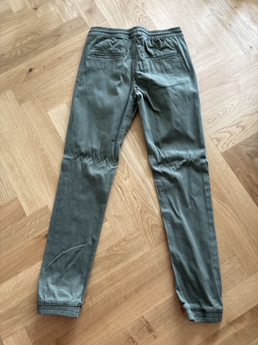 Jack & Jones Hosen: Stoffhose mit Bündchen von Jack&Jones, Grösse 158 – Neu (gemäss Beschreibung) aus Wohlen AG von Michi761 1