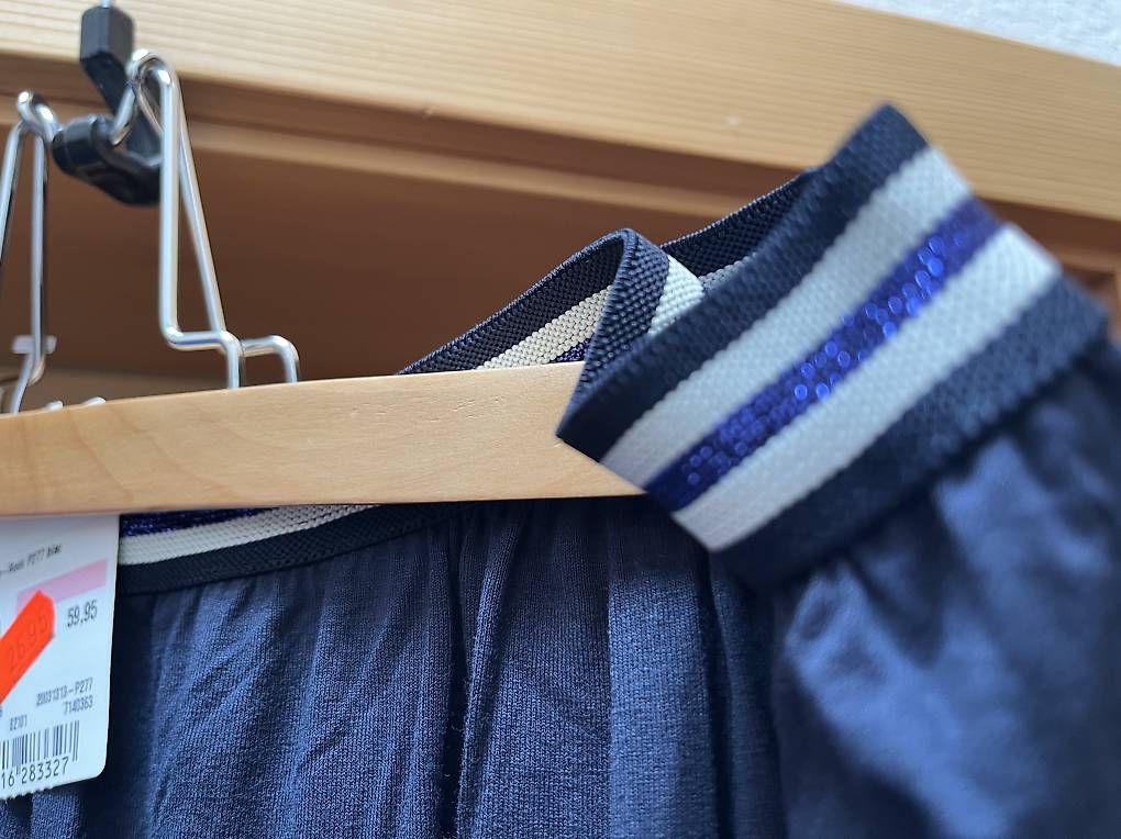 Esprit Lotti di vestiti: Umstandsmode 7-teilig 42/ XL – Nuovo e nell'imballaggio originale da Adelboden venduto da cheeschessi 1