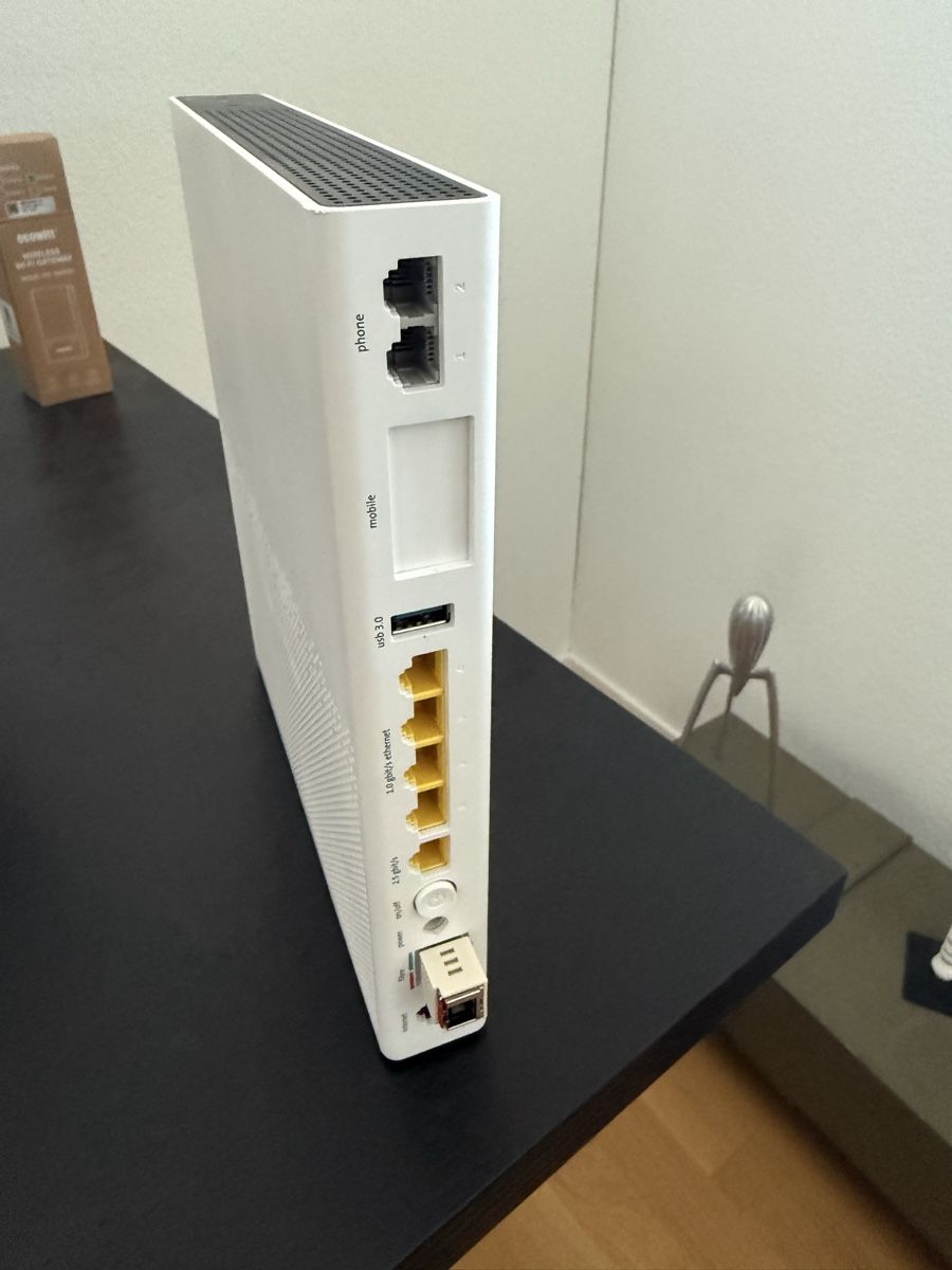 Swisscom Modem & Router: Swisscom Internet-Box 3 Router Glasfaser ready – Usato da Dintikon venduto da Phipu21