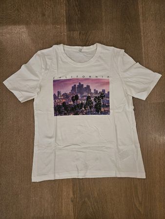 Weisses T-Shirt mit Aufdruck, Grösse M