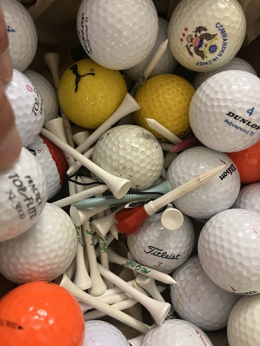 Ballons: Golfbälle mit Abschlag stiften – D'occasion à Neerach par fuz_8d7l 5