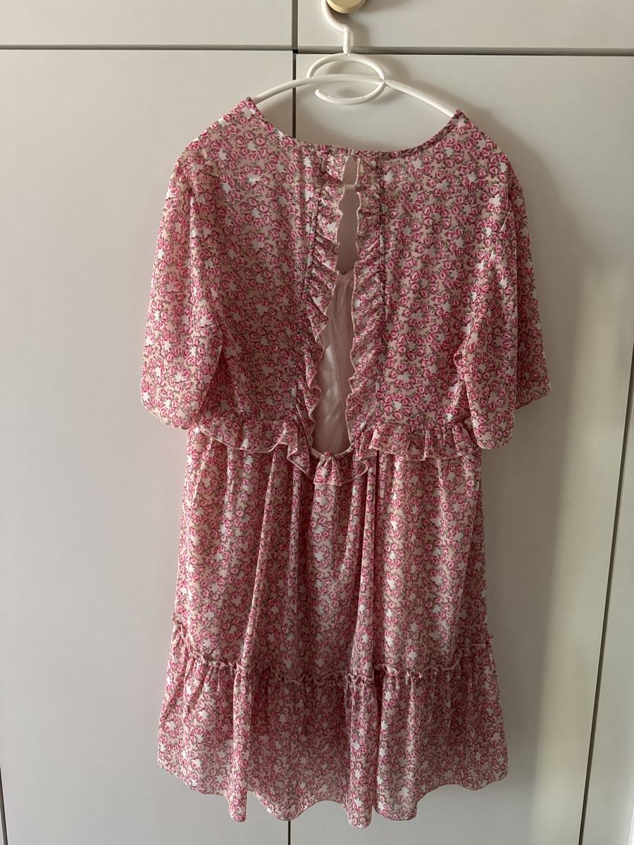 Robes: Vestito rosa – D'occasion à Rancate par Waly__ 3