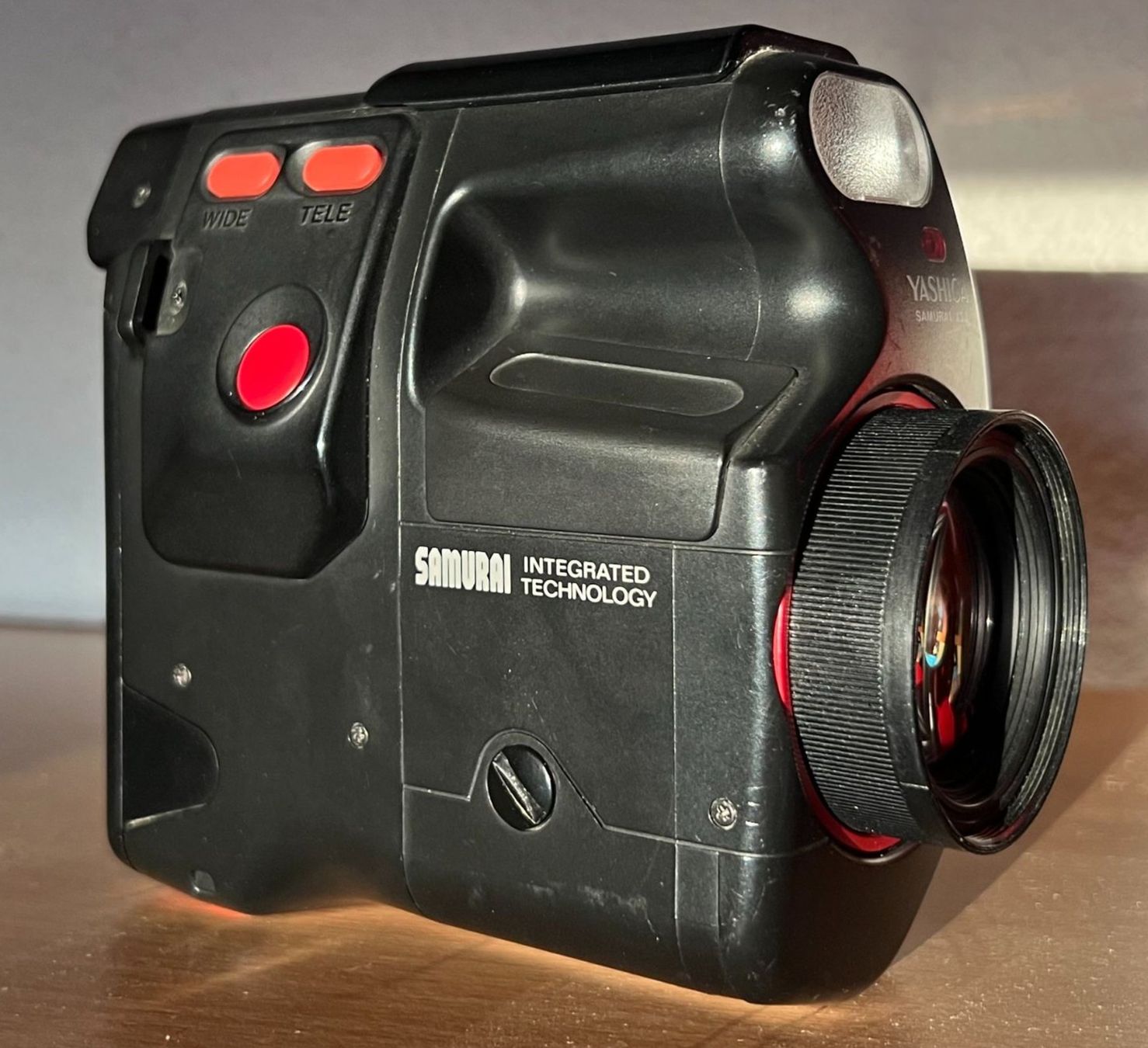 Yashica Fotocamera: Analoge Kamera Yashica Samurai X3.0 – Usato da Uster venduto da Stoessda