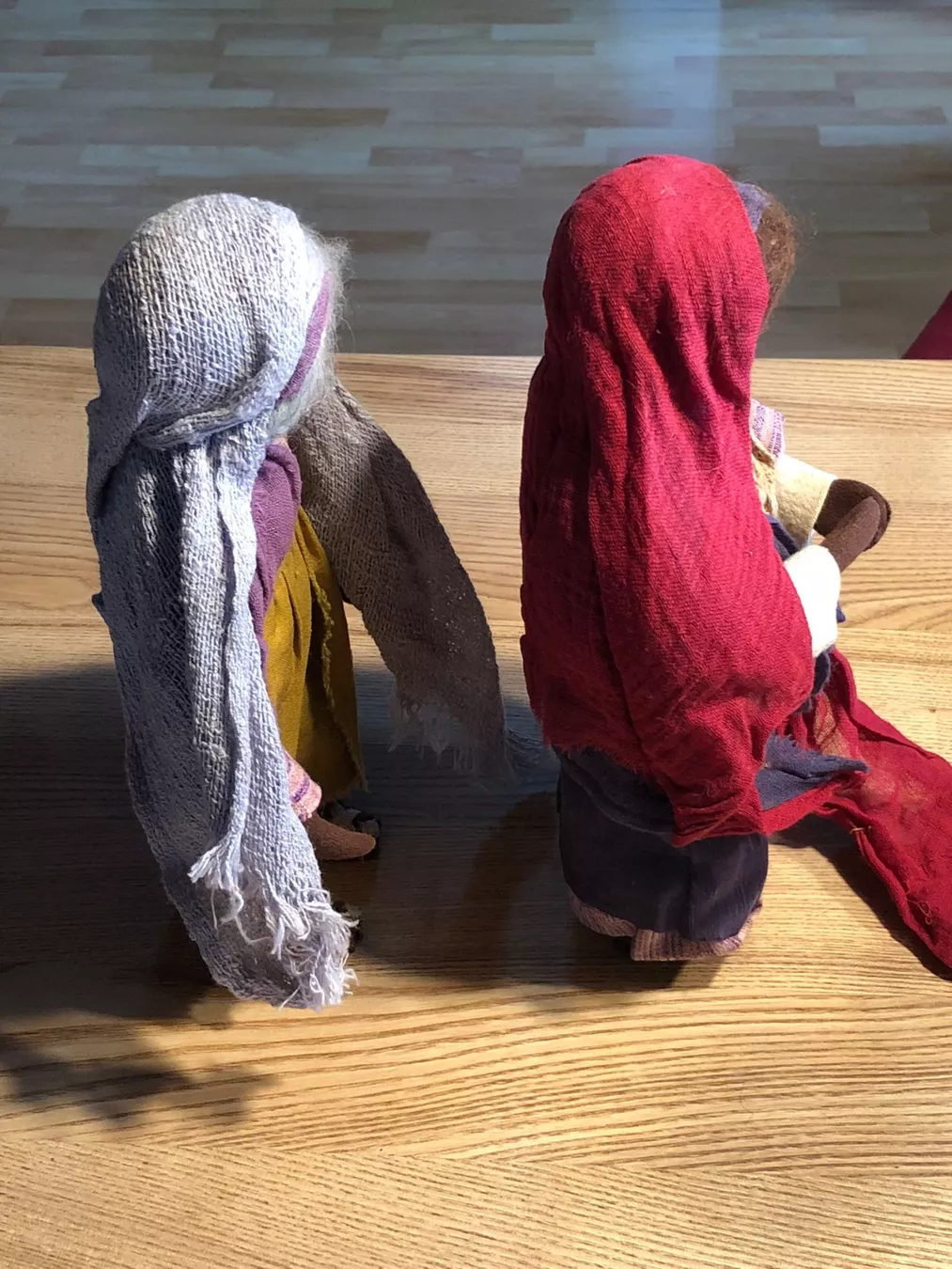Statuette: 2 Schwarzenberger Krippenfiguren – Usato da Röschenz venduto da Tashroal 1
