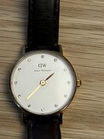 Daniel Wellington Damenuhr mit Lederarmband 