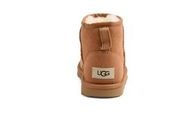 UGG Classic Mini II