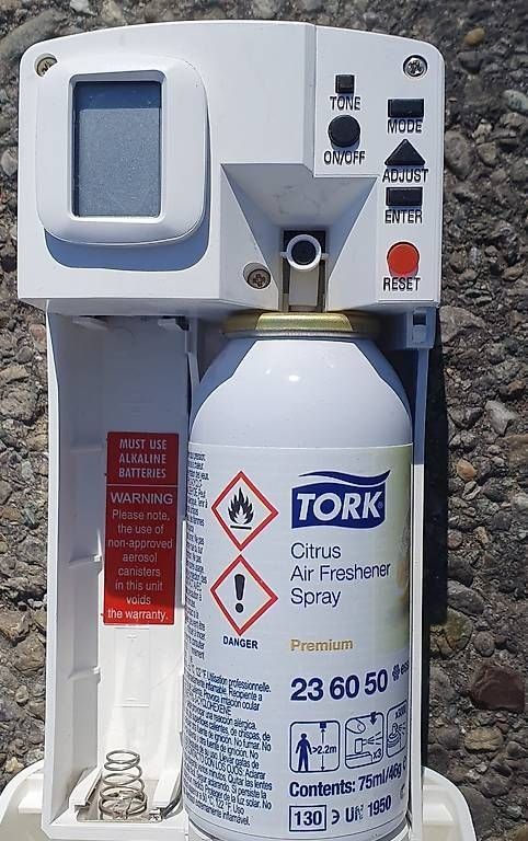 Spray per ambienti: Aroma-Lufterfrischer, Tork, wartungsarmes System – Usato da Winterthur venduto da the_kwc5 1