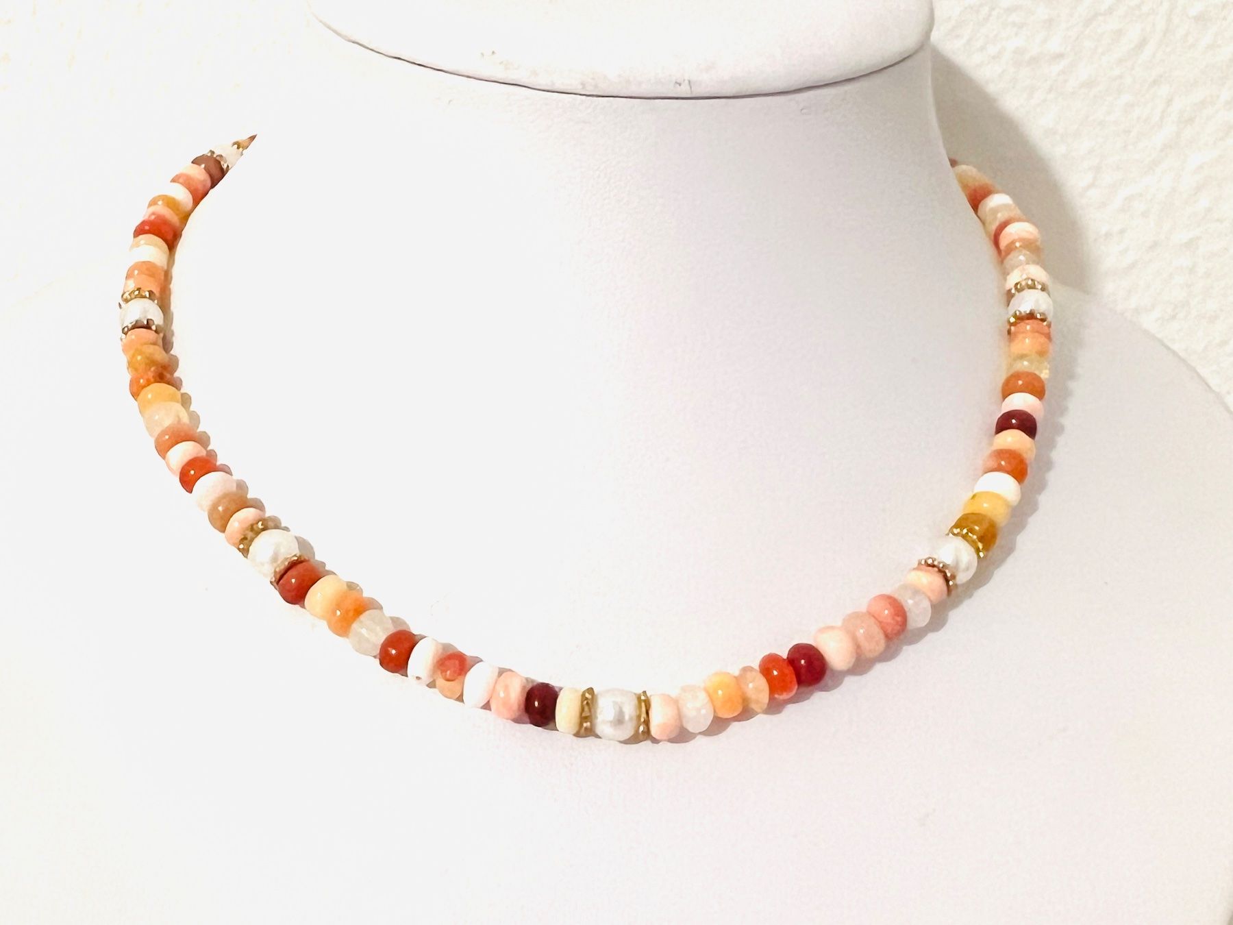 Ketten: Opal & Pearl Necklace - Gold Plated Silver – Neu und originalverpackt aus Rüschlikon von ThereseJewelryDesign