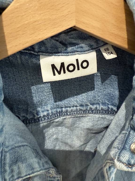Camicie, T-shirt & Polo: Jeanshemd von Molo Gr. 98/104 – Usato da Chur venduto da Nina12345 2