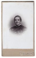 Fotografie E. Roggwiller, Wattwil, Portr