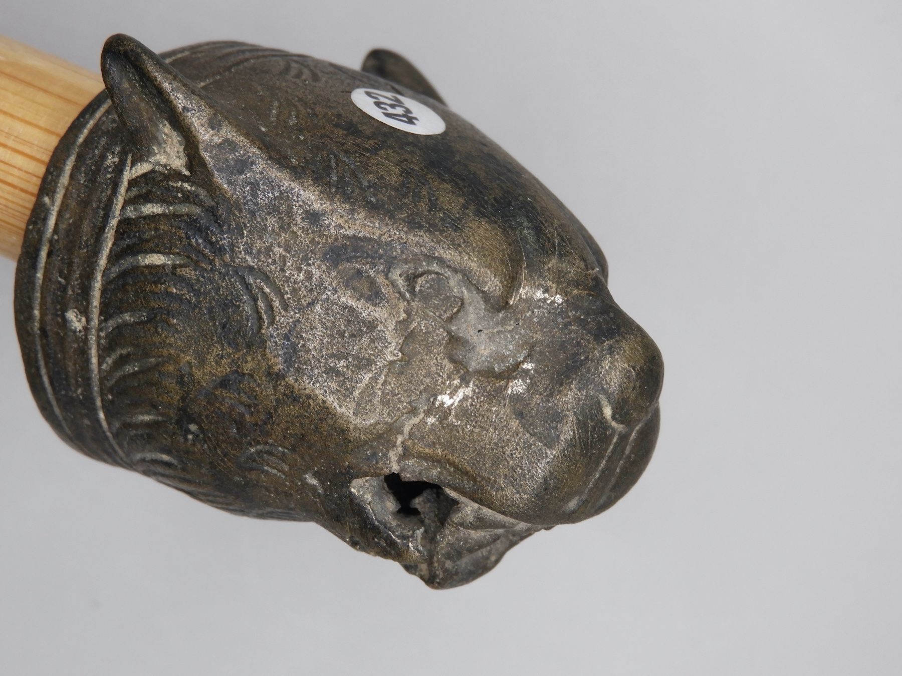 Statuette: Antiker Kopf einer Wildkatze aus Bronze – Usato da Horw venduto da luzernicus 1