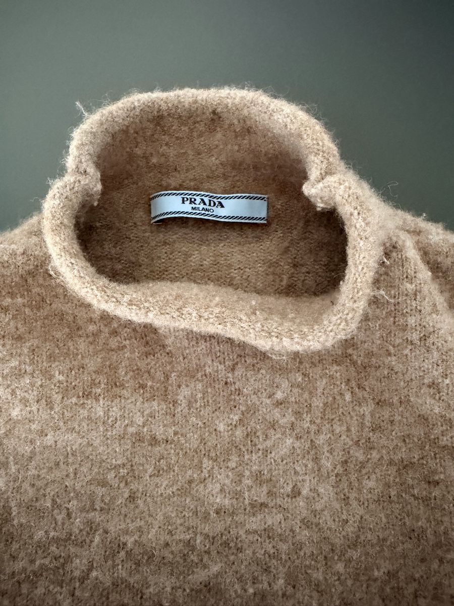 Prada Maglioni & Felpe: PRADA Wool Turtleneck Short-Sleeve Sweater – Usato da Lugano venduto da fer_ckb9 3