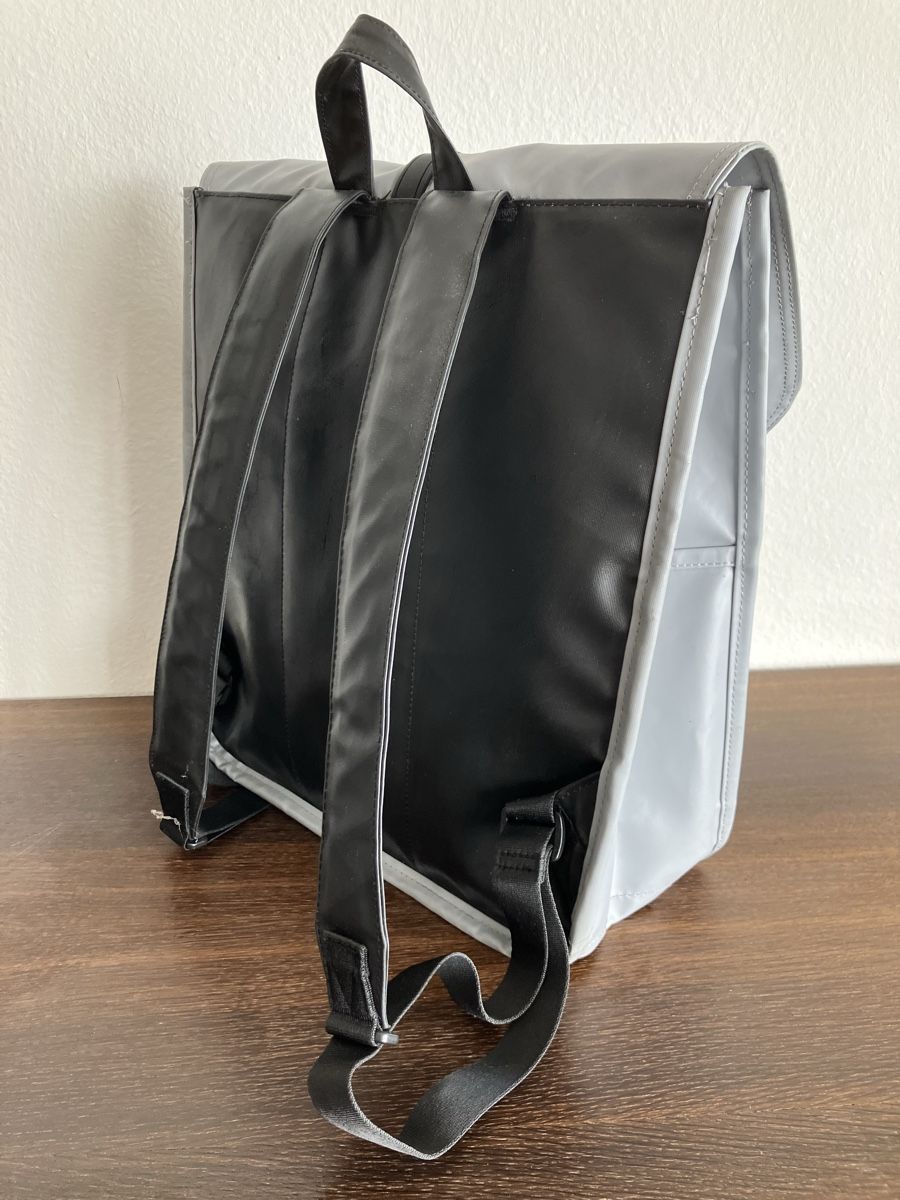 Herschel Zaini: Herschel Rucksack – Usato da Zürich venduto da kiri04 1