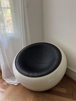 Egg Pod Chair Style Eero Aarnio Schwarz/Weiss