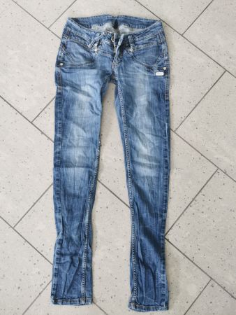 Jeans, Gr. 27, Gang