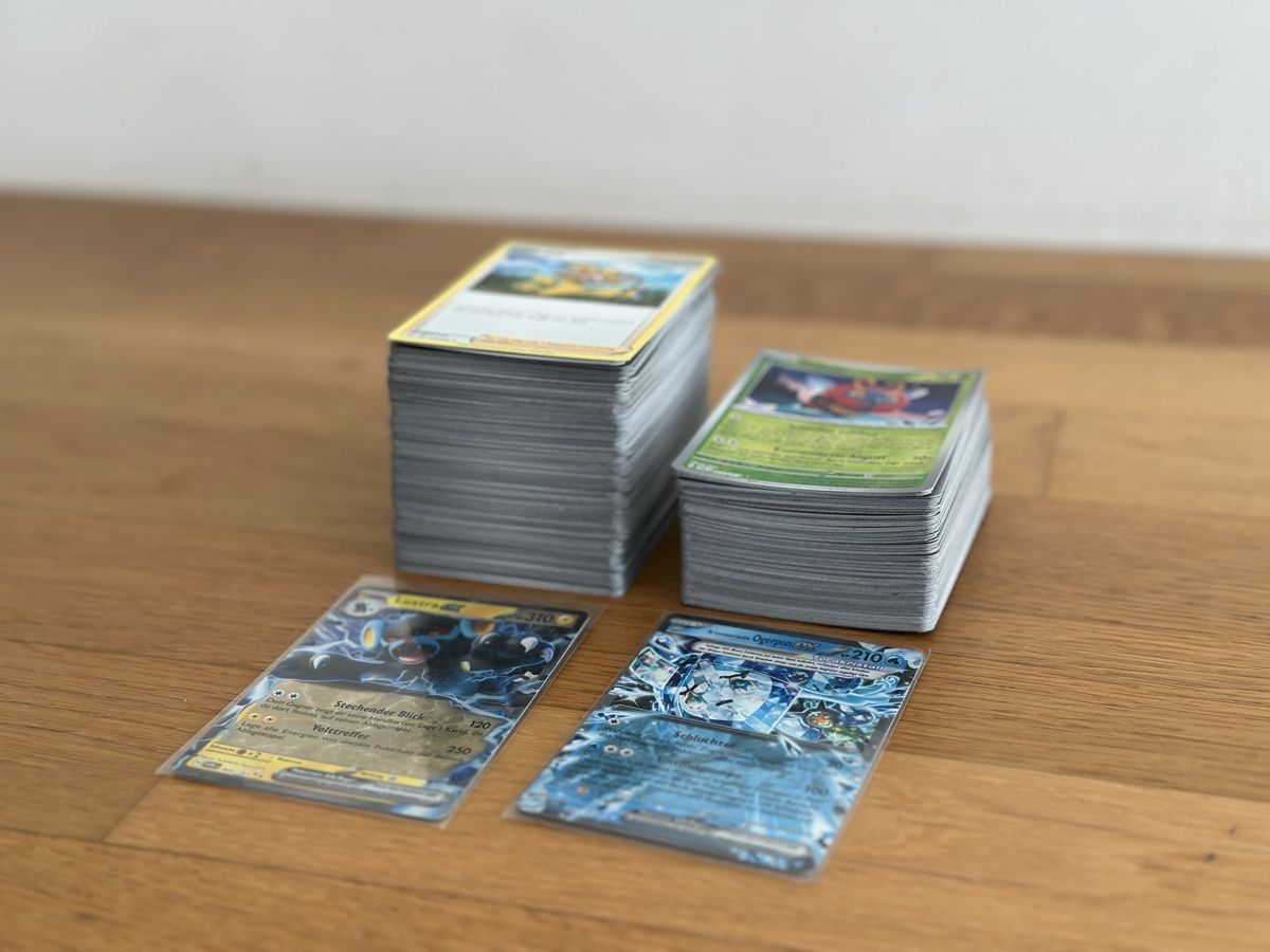 Pokémon Carte collezionabili: Pokémon Karten & Pokémon Kartenbox – Nuovo (secondo la descrizione) da Zürich venduto da lui_6k7j