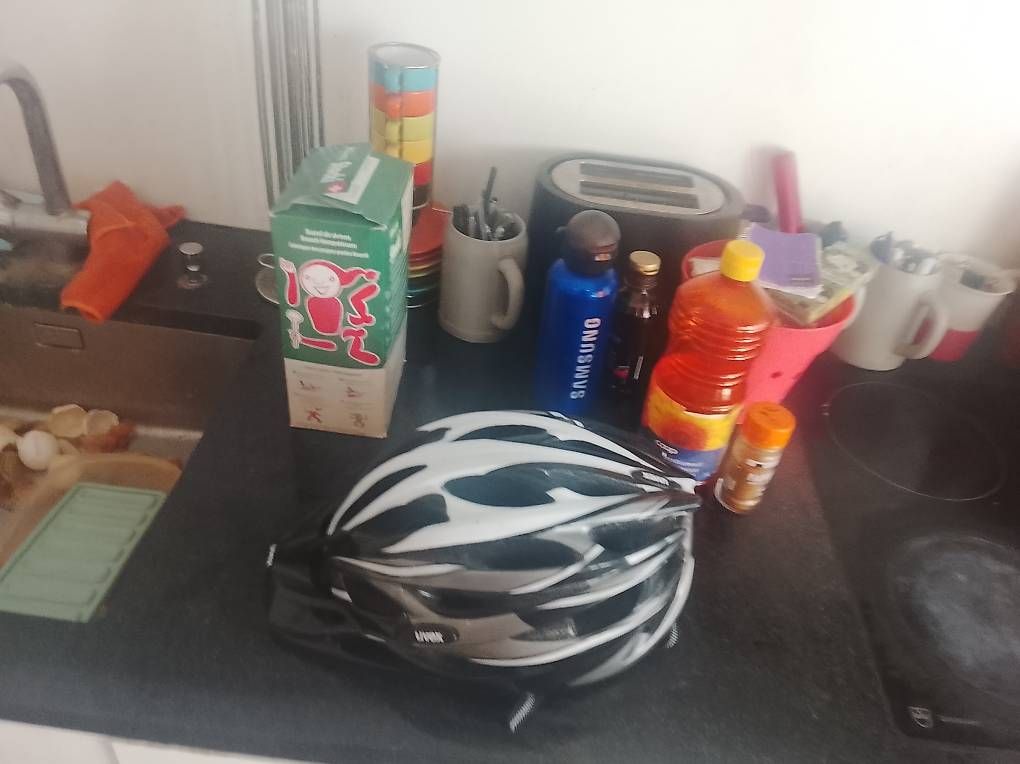 Caschi: Ungebrauchter Uvex Velohelm – Usato da Andelfingen venduto da Mkrone18