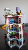 LEGO Friends 41748 - Le Centre Collectif de Heartlake City