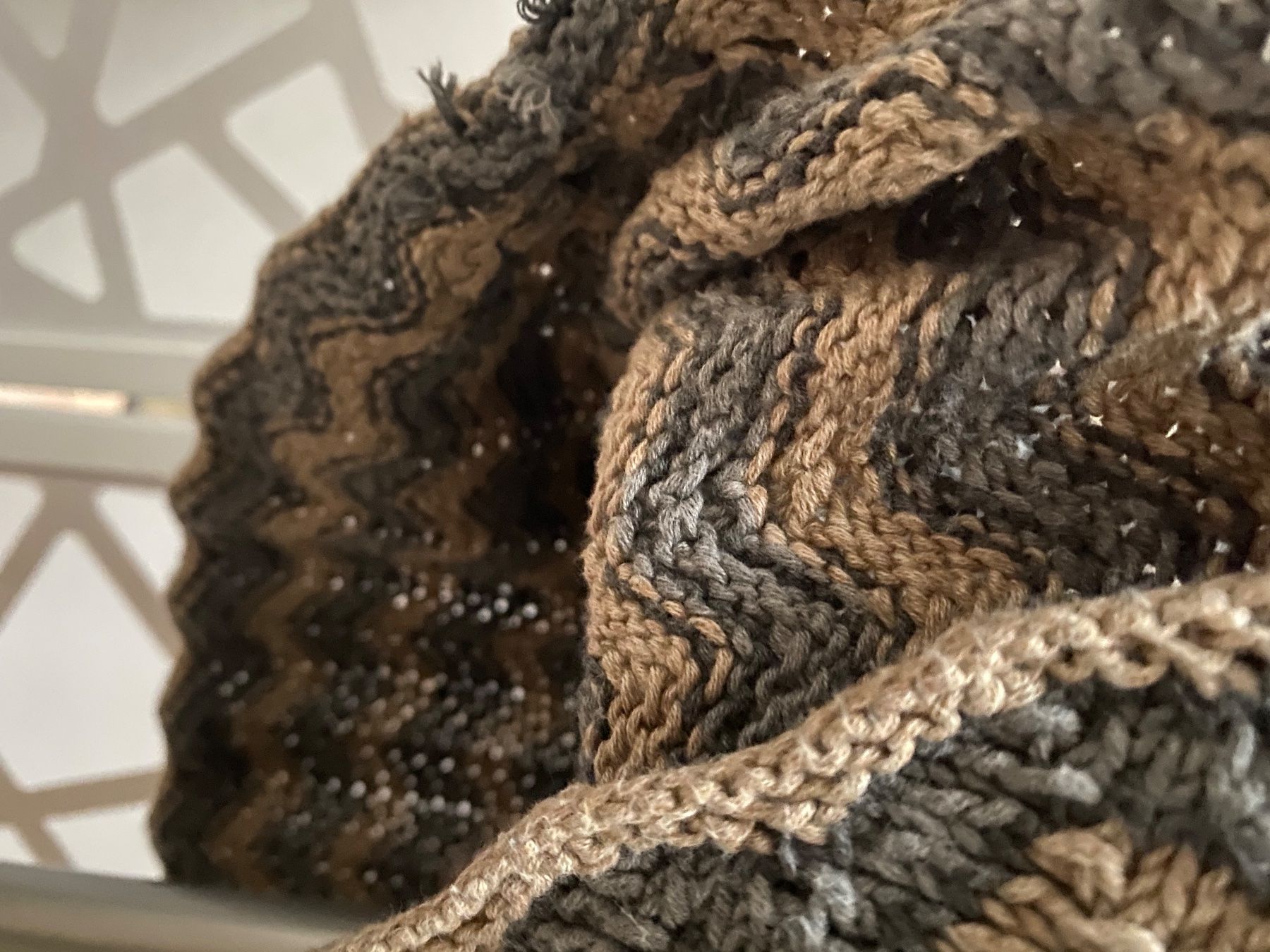Tuniche: Beautiful hand knitted coloured tunic. M – Usato da Grund b. Gstaad venduto da PlageNeigeplus 2