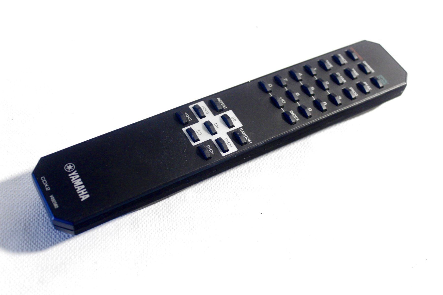 Yamaha Fernbedienungen: YAMAHA - Fernbedienung CDX2 / V492580 / Remote Control – Gebraucht aus Bern von Vitaneuf 5