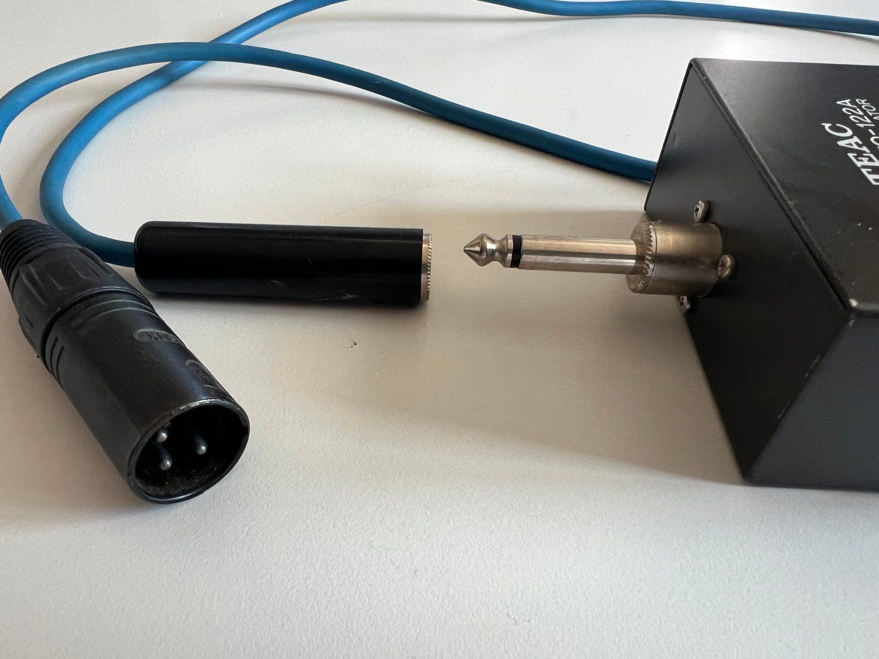 Instruments de musique: TEAC Model TO-122A Test ToneOscillator – D'occasion à Bazenheid par rue_6hcy 4