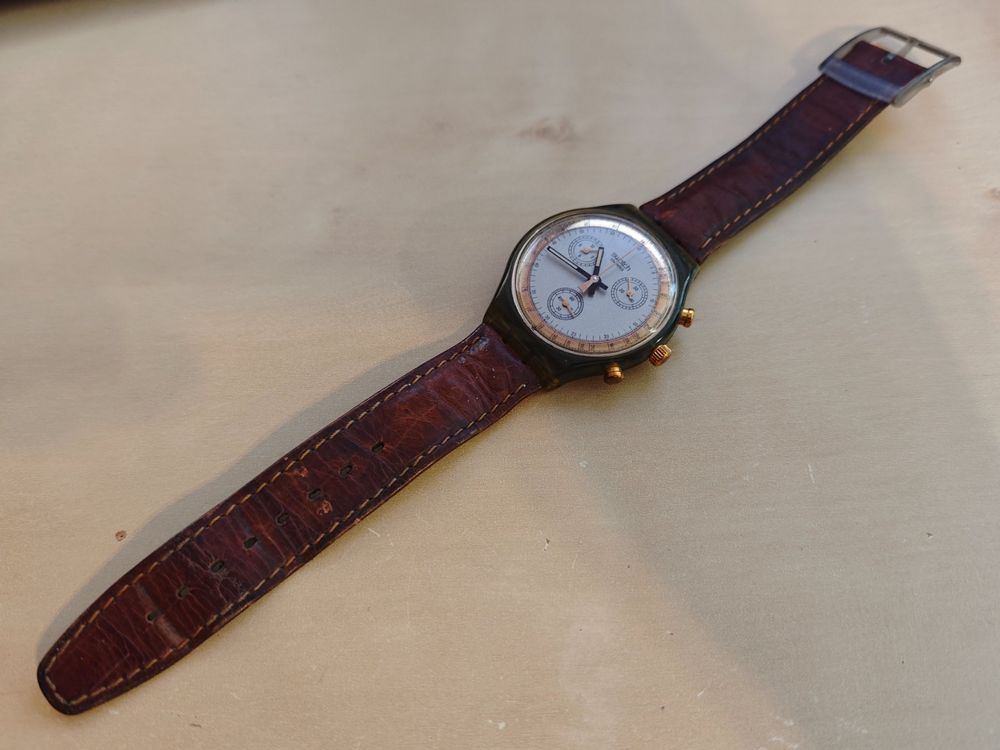 Swatch Chrono Goldfinger SCM100 - DER KULTCHRONO (Gebraucht) in Zetzwil ...