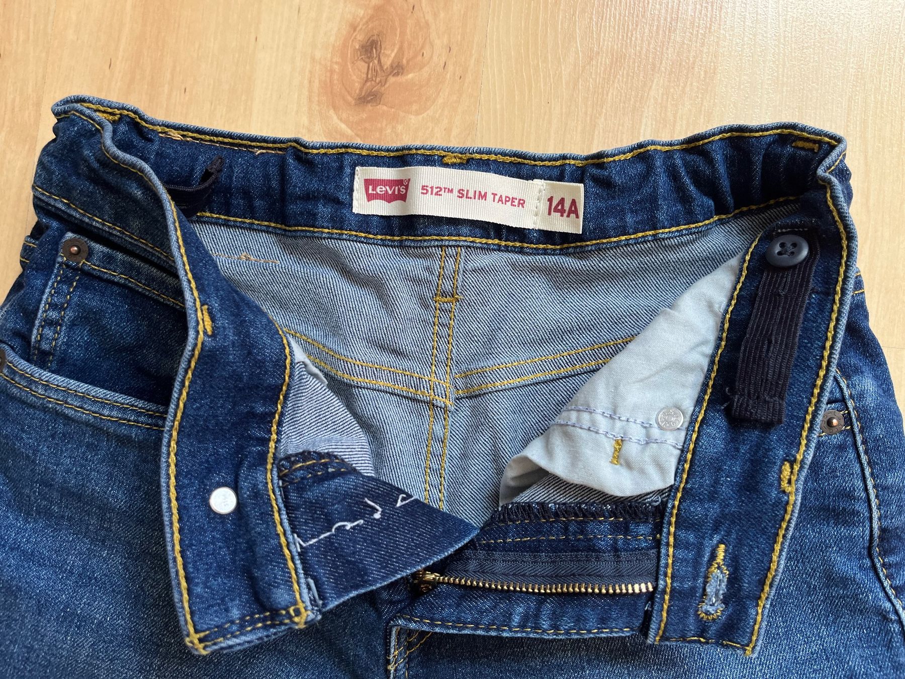 Levi's Pantaloni: Jeans Levi`s 14A – Usato da Schwanden GL venduto da Leemueller 2
