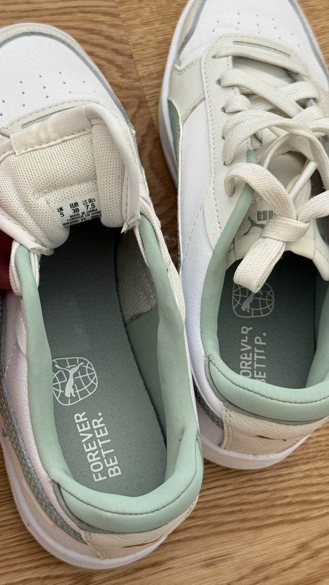 Puma Scarpe da donna: Puma mint platform sneakers size 38 – Usato da Boswil venduto da hey.itsme 5