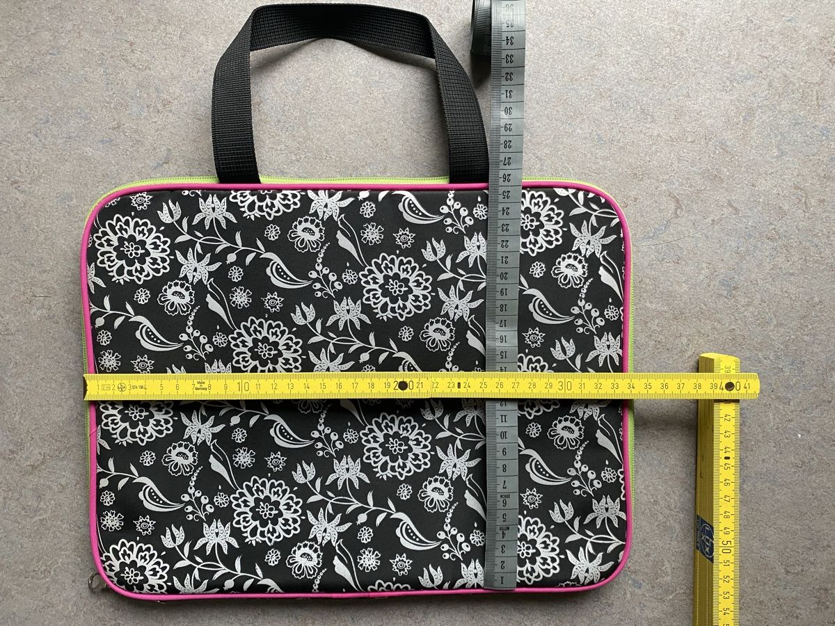 Borse da donna: Laptop Tasche – Usato da zürich venduto da Baba731 1