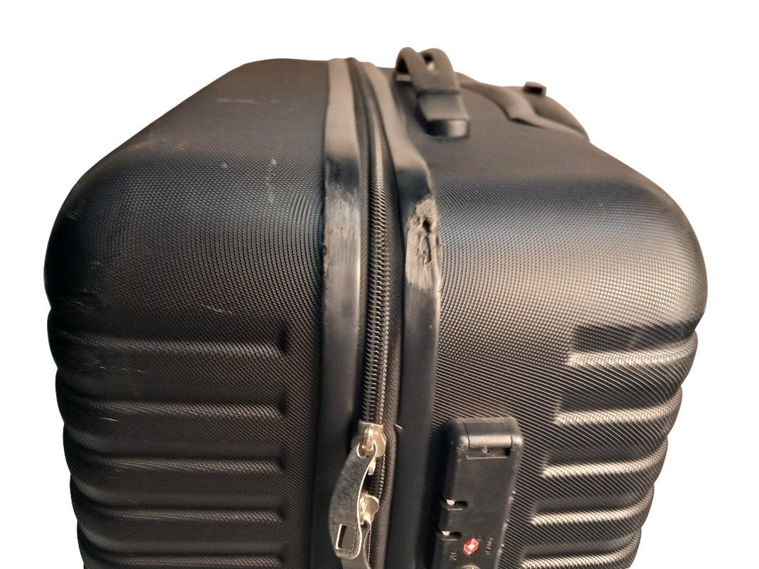 Valigie: PRIMARK Rollkoffer Schwarz 98 Liter – Usato da Hünenberg venduto da Restwert_Zug 5