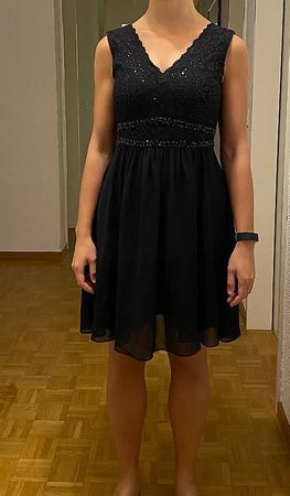 Schwarzes Cocktailkleid Kleid mit Pailletten
