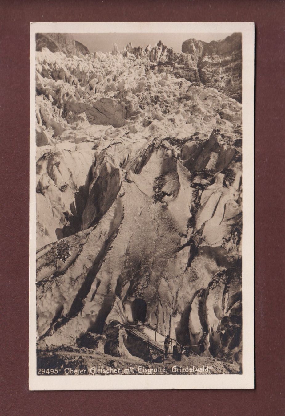 Cartoline postali: Grindelwald - OBERER GLETSCHER - Eisgrotte - 1937 – Usato da Pully venduto da nicecards