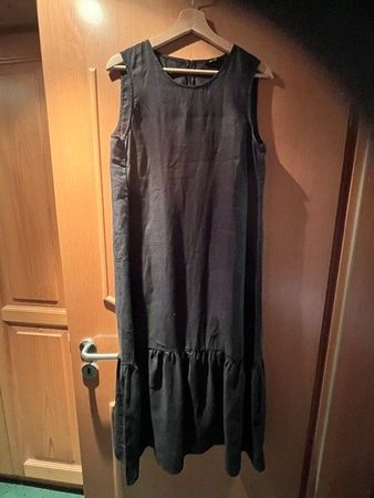 Schwarzes Leinenkleid Opus