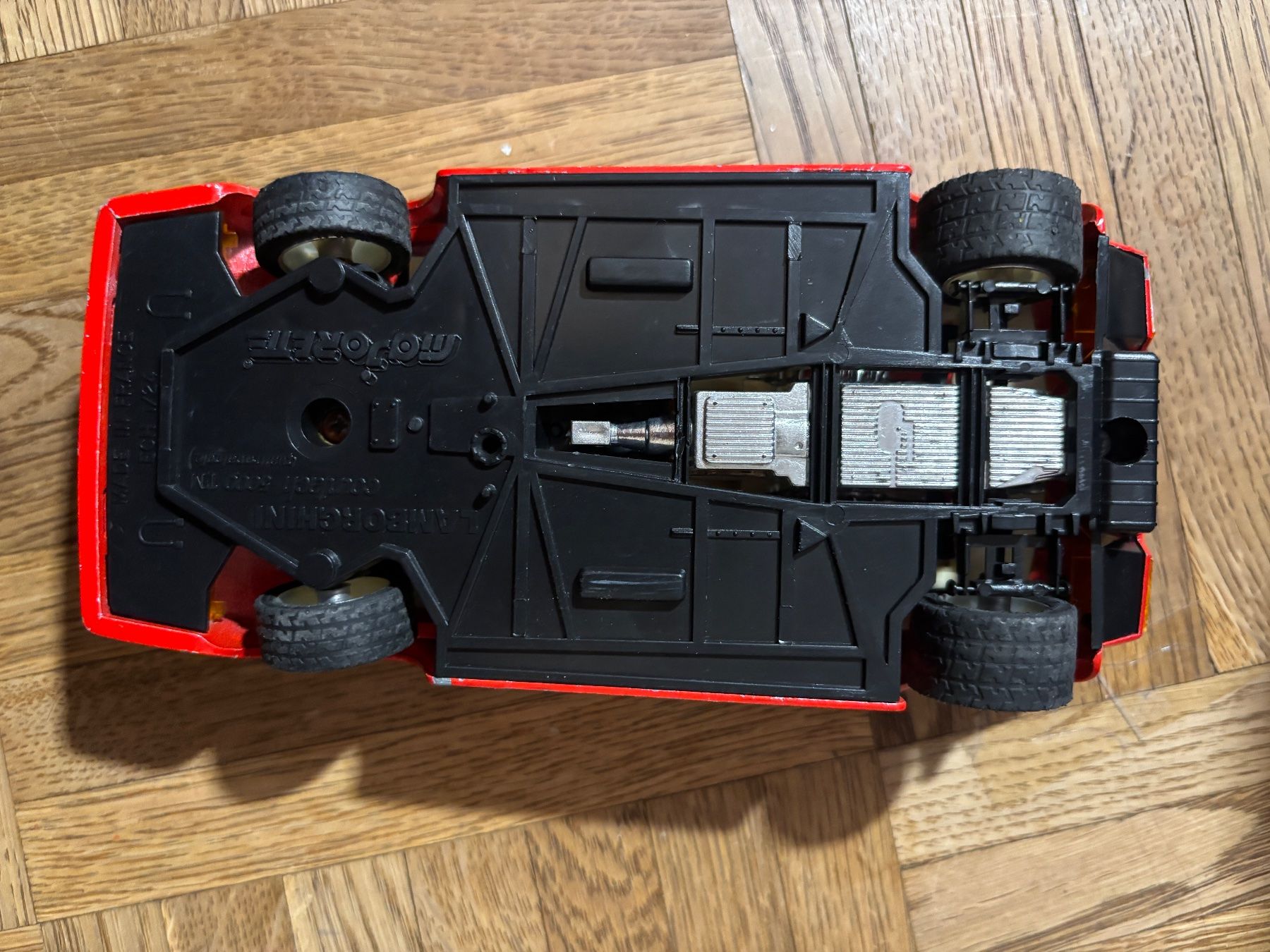 Majorette Modellini d'auto: Majorette Lamborghini Countach 5000 TM Quattrovalvole 1:24 – Usato da Tägerwilen venduto da mar_87t5 5