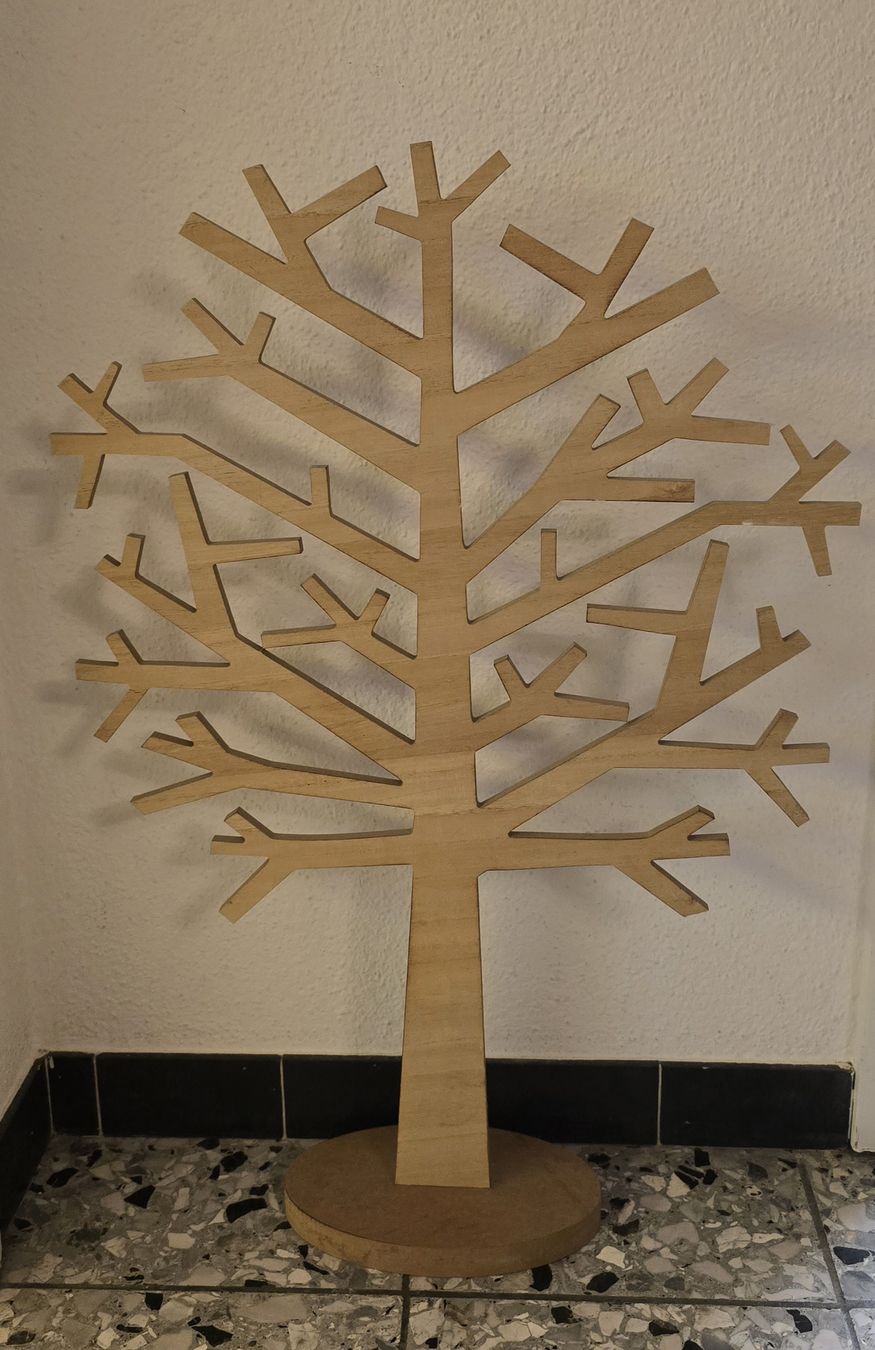 Tutte le decorazioni: Holzbaum Dekoration – Usato da Anglikon venduto da Stibelino