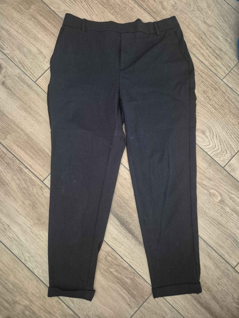 Vero Moda Hosen: Damen Hose dunkelblau Grösse L/30 – Gebraucht aus Reinach BL von NeuEntdeckt