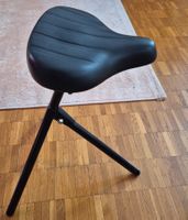 Tabouret design pliable avec selle de velo