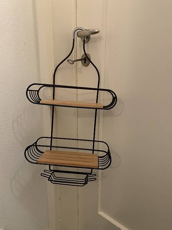 Wandhalterungen: Badezimmer Halterung  – Gebraucht aus Derendingen von alisha09