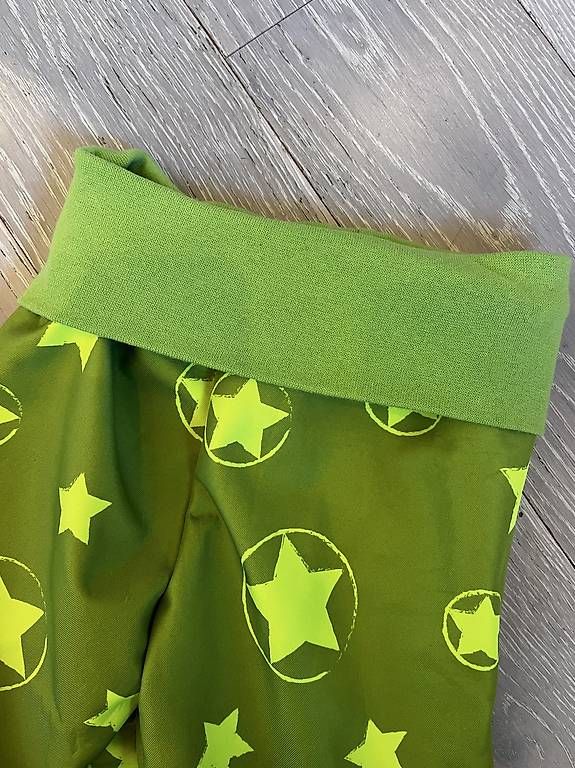 Pantaloni: Winter / Skihosen Kind mitwachsende ab ca Gr 86 – Usato da Goldiwil (Thun) venduto da Sarahrohrer 2