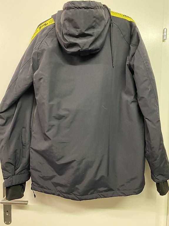 Giacche: Snowboard Jacke und Hose DOPE – Usato da Bremgarten b. Bern venduto da FloraAngela 1
