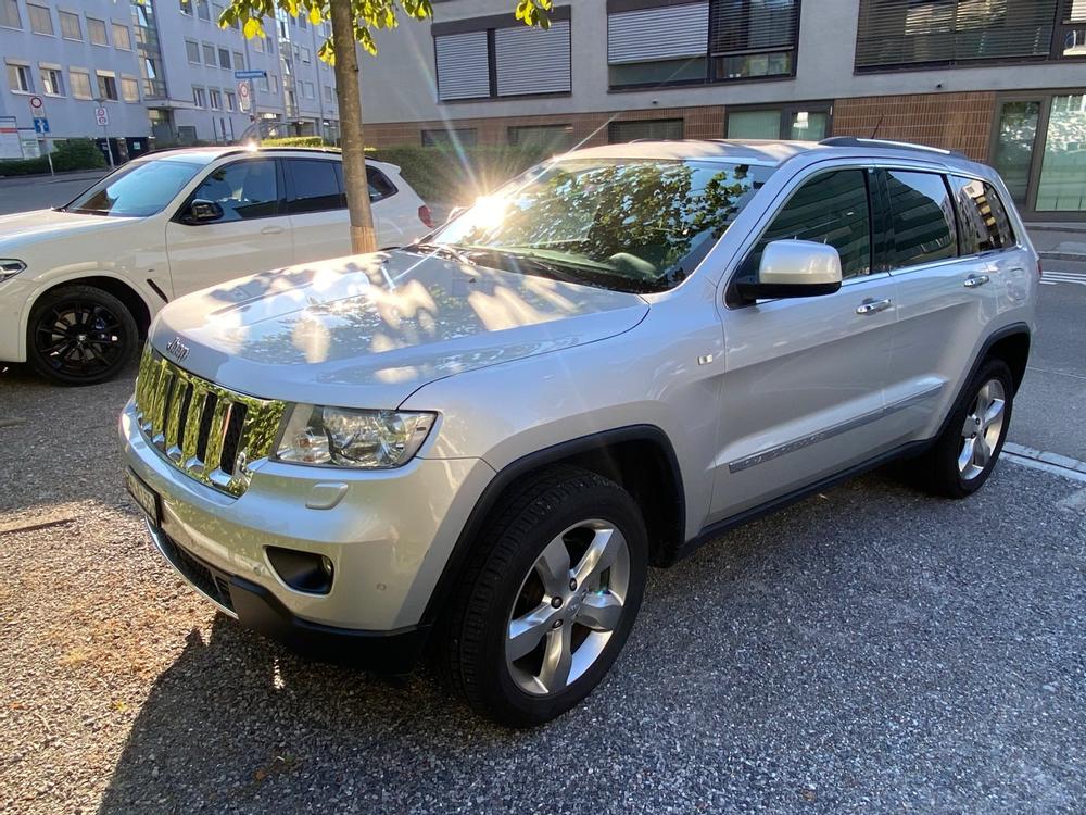 Jeep Grand Cherokee 3.6 Benzin overland Top Zustand