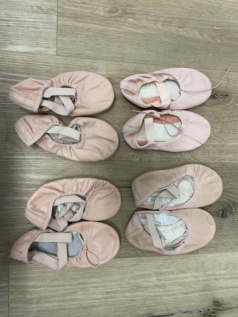 Scarpe per ragazze: Balletschuhe 4-6 Jahre – Usato da Arch venduto da kathyayani