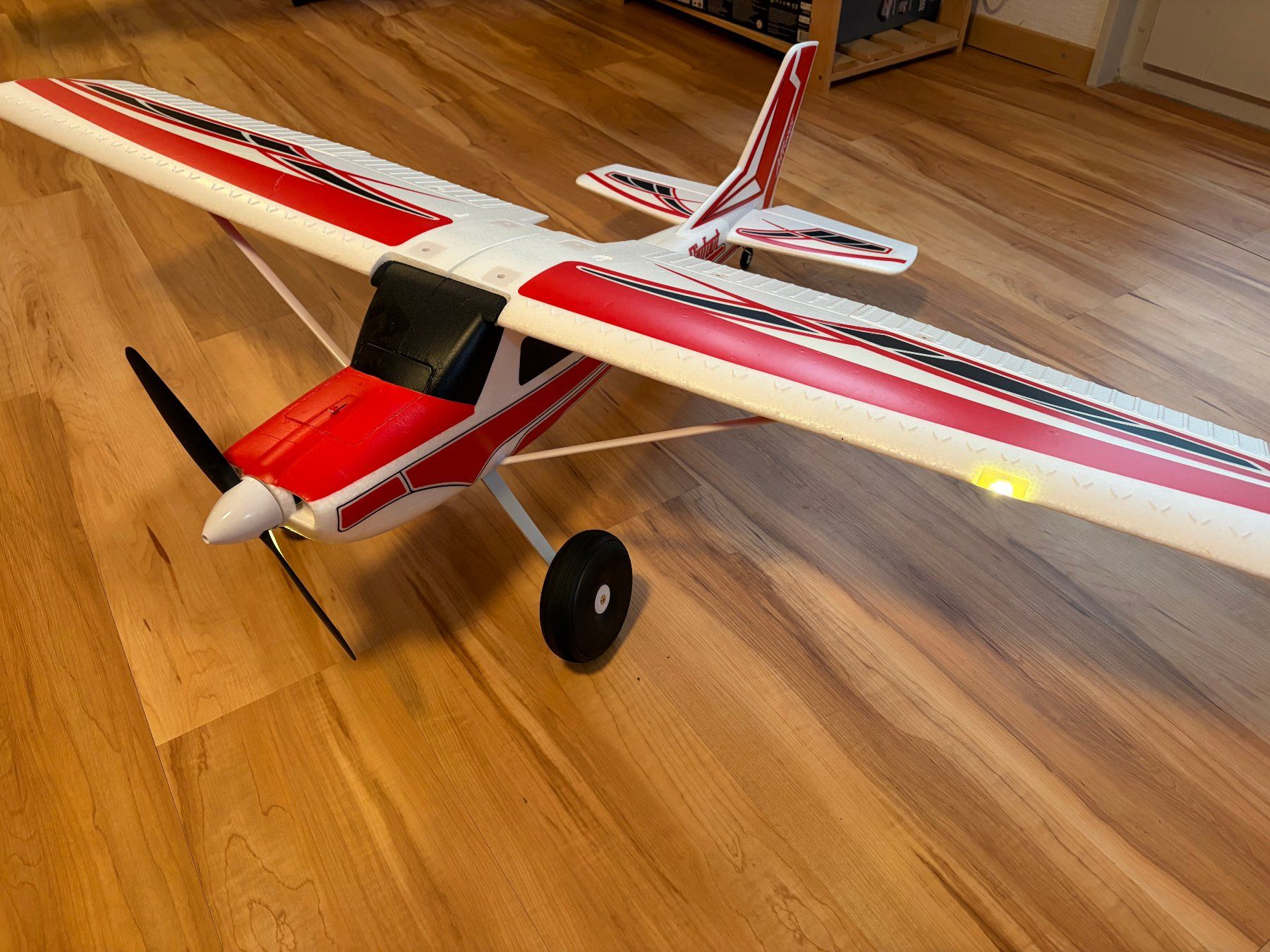 RC Kits de montage: Arrows Bigfoot mit Vector-Stabi – D'occasion à Therwil par Baros505 2
