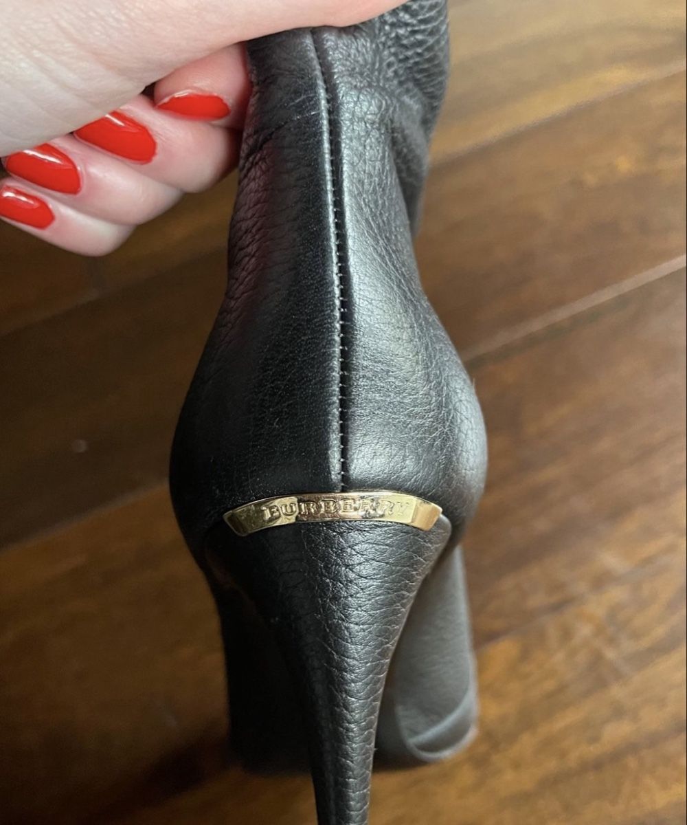 Burberry Scarpe da donna: Burberry boots 38.5 – Usato da Barna venduto da orbuyorcry 4