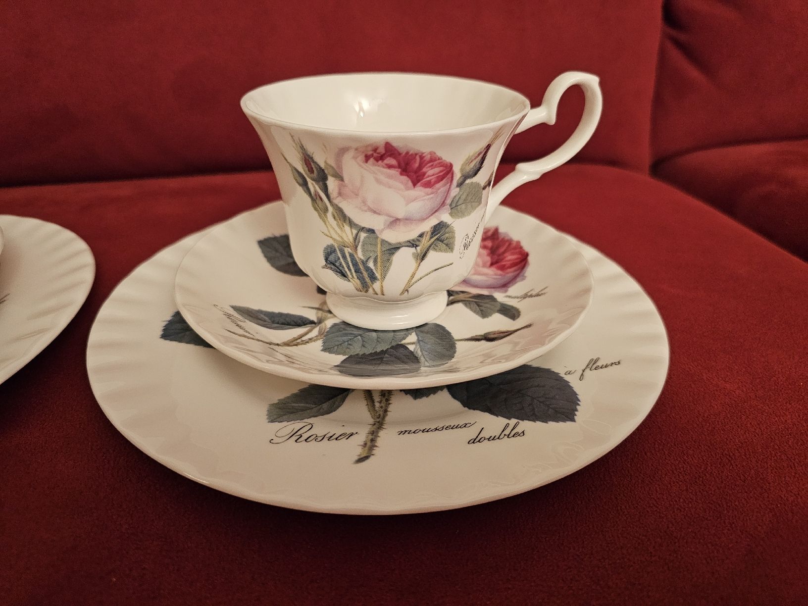 2 Kaffee-/Teesets von Roy Kirkham mit Muster Redouté Roses (Neuf (Voir ...